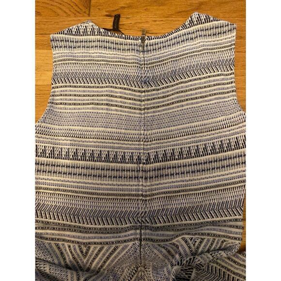 BCBG MAXAZRIA women's White Blue Jasmine Chevron Striped Knit Jacquard Dress Med - Picture 5 of 9